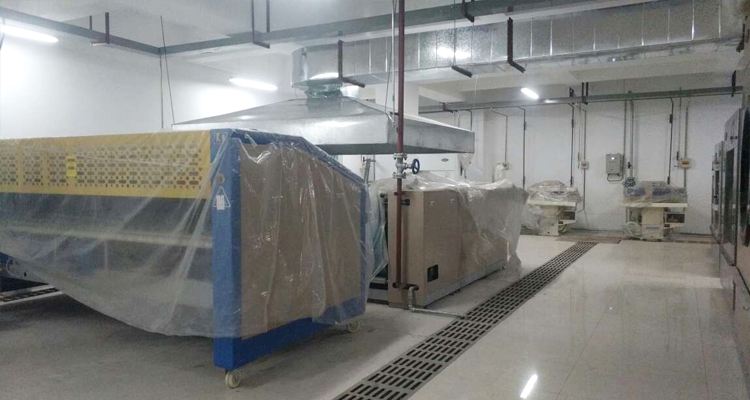 酒店使用电蒸汽发生器进行床品的消毒杀菌，保障卫生
