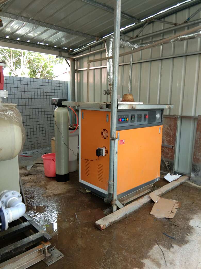 使用全自动蒸汽发生器控制发酵温度，为可降解餐具生产保驾护航