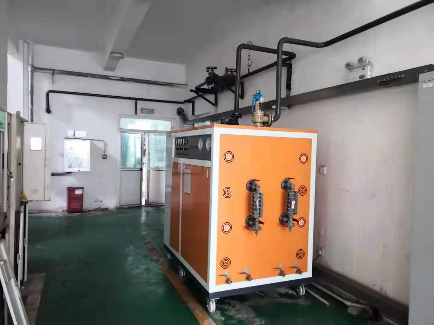 铁路养护青青草免费在线观看视频